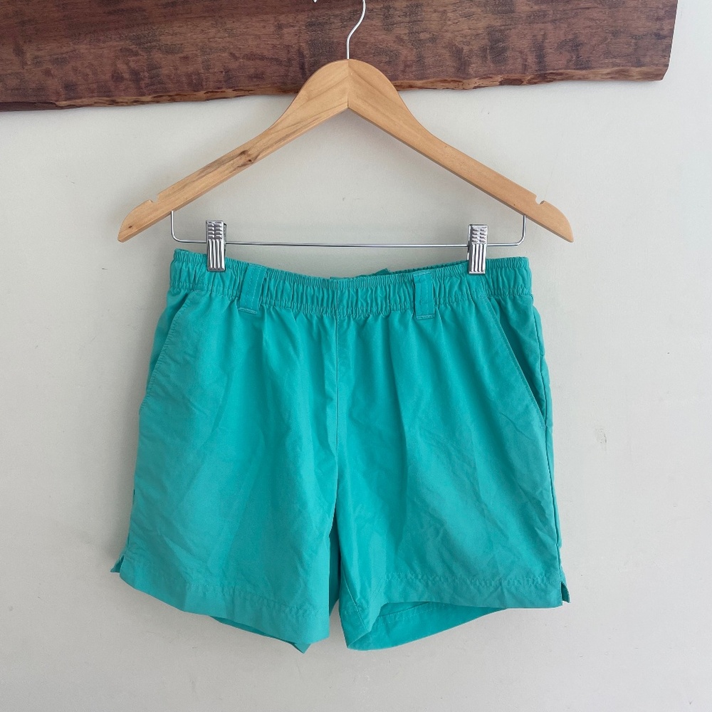 Columbia | 5" Teal Hiking Pull On Shorts Small